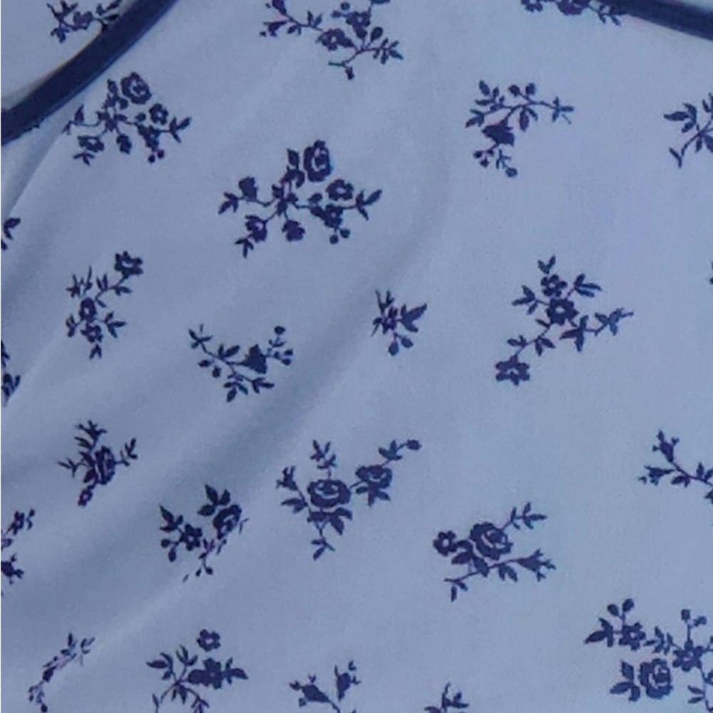 Aeropostale Blue Floral Blouse - Picture 3 of 6